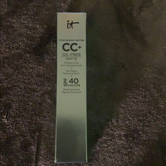 it cosmetics Other - 2 tubes of IT Cosmetics CC+oil free matte full cov